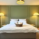 Hyggeliving - Deluxe - 90qm - Balkon - Gartenblick - 55 Zoll Tv - Boxspringbetten - Hunde - - Fahrradkeller Apartment
